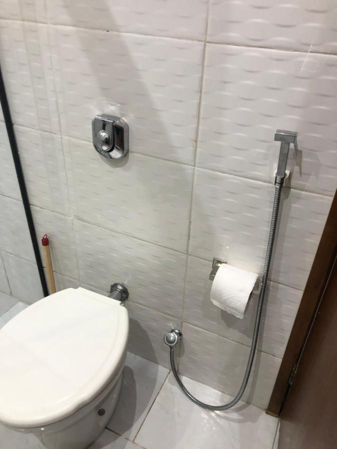 Appartamento Apartamento Em Copacabana Na Quadra Da Praia Rio de Janeiro Esterno foto